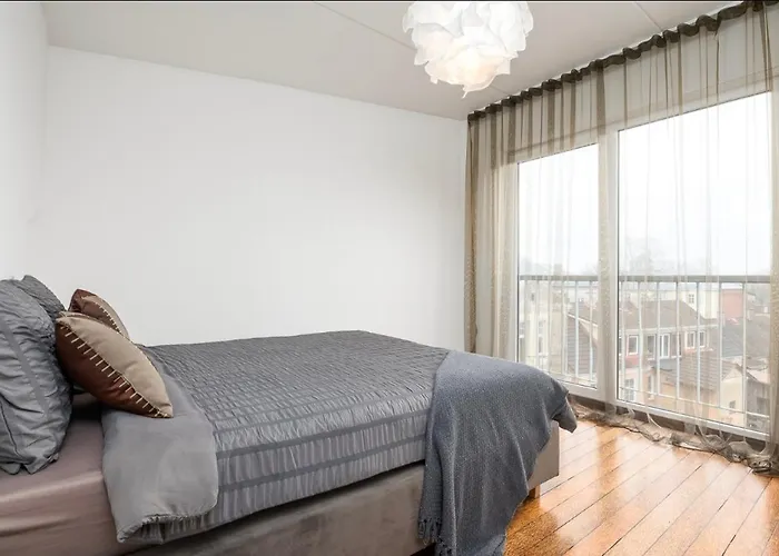 Mugav Suurepaerase Vaatega Korter *