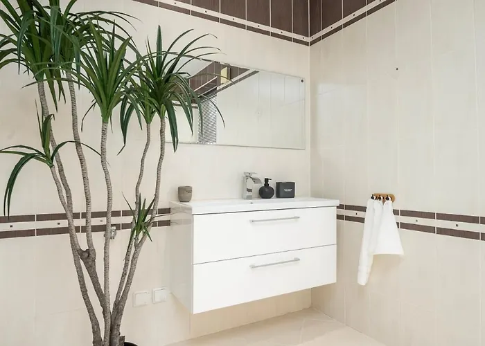 Mugav Suurepaerase Vaatega Korter Apartament